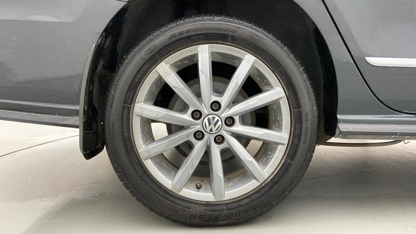 2021 Volkswagen Vento HIGHLINE PLUS 1.0L TSI AT, Petrol, Automatic, 17,712 km, Right Rear Wheel