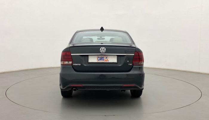 2021 Volkswagen Vento HIGHLINE PLUS 1.0L TSI AT, Petrol, Automatic, 17,712 km, Back/Rear