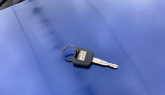 2017 Datsun Go Plus T, Petrol, Manual, 20,192 km, Key Close Up