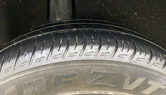 2019 Maruti Baleno DELTA PETROL 1.2, Petrol, Manual, 36,472 km, Right Rear Tyre Tread