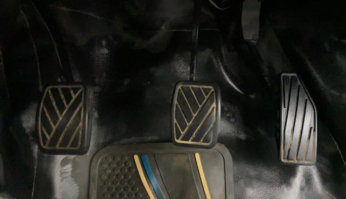 2019 Maruti Baleno DELTA PETROL 1.2, Petrol, Manual, 36,472 km, Pedals