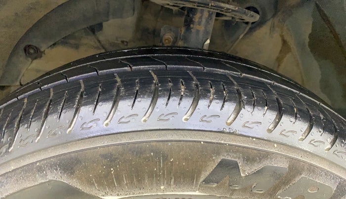 2019 Maruti Baleno DELTA PETROL 1.2, Petrol, Manual, 36,472 km, Left Front Tyre Tread