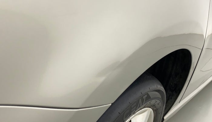 2013 Skoda Rapid ELEGANCE 1.6 MPI MT, Petrol, Manual, 1,14,710 km, Right quarter panel - Slightly dented