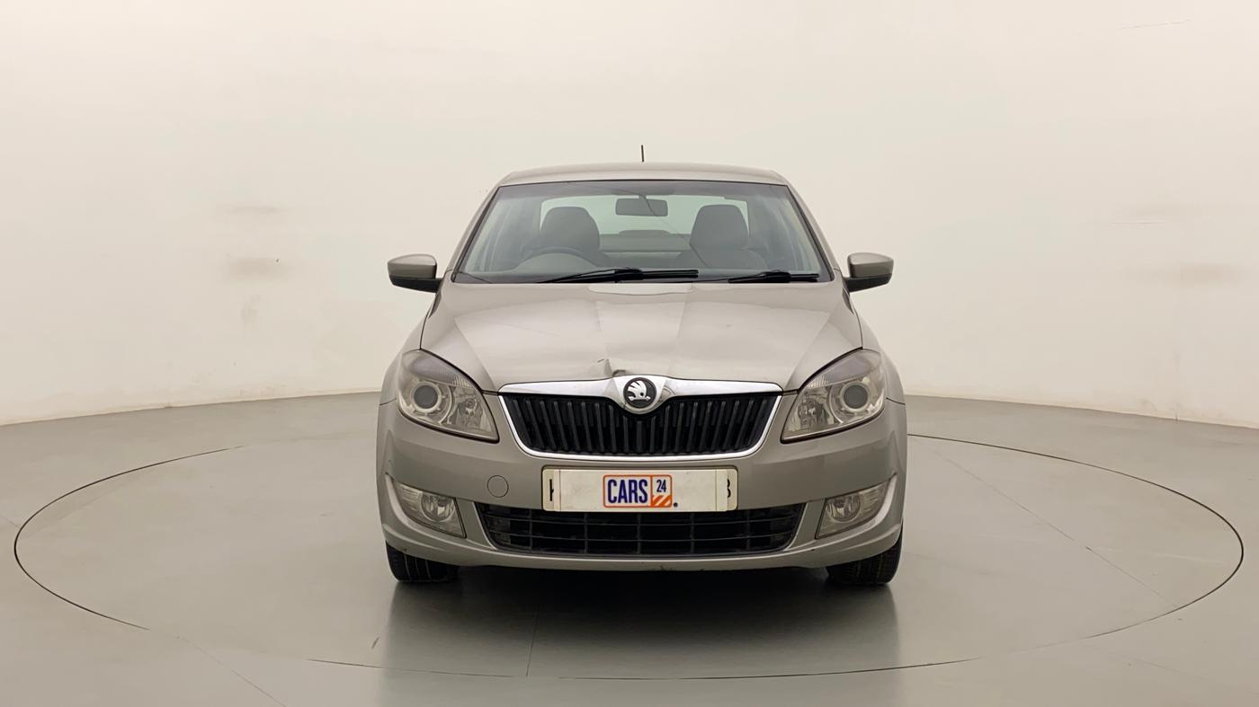 2013 Skoda Rapid ELEGANCE 1.6 MPI MT, Petrol, Manual, 1,14,710 km, Front