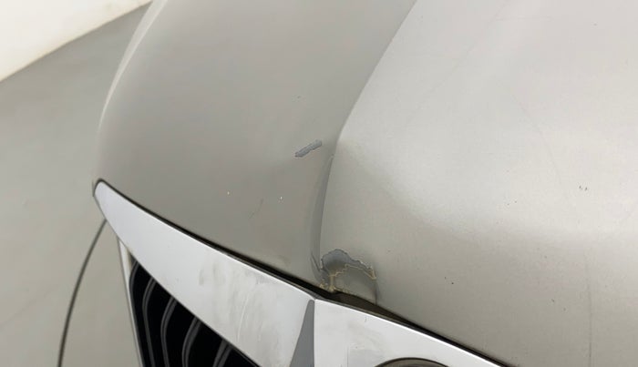 2013 Skoda Rapid ELEGANCE 1.6 MPI MT, Petrol, Manual, 1,14,710 km, Bonnet (hood) - Slightly dented