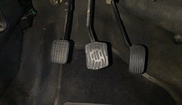 2018 Tata Tiago XM DIESEL, Diesel, Manual, 1,19,988 km, Pedals