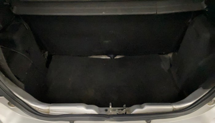 2018 Tata Tiago XM DIESEL, Diesel, Manual, 1,19,988 km, Boot Inside