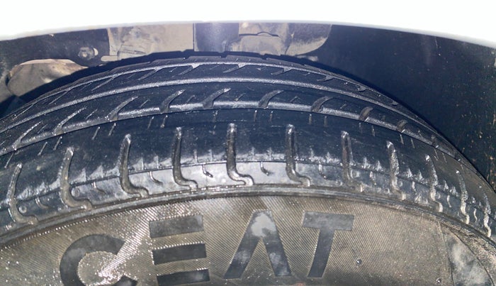 2018 Tata Tiago XM DIESEL, Diesel, Manual, 1,19,988 km, Left Front Tyre Tread