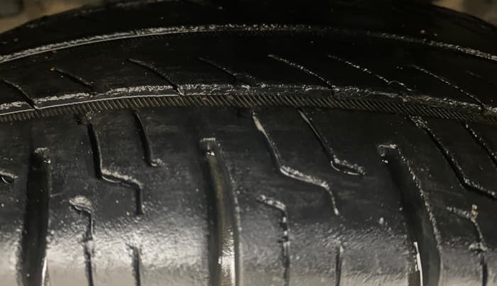 2016 Datsun Redi Go T (O), Petrol, Manual, 76,812 km, Left Front Tyre Tread