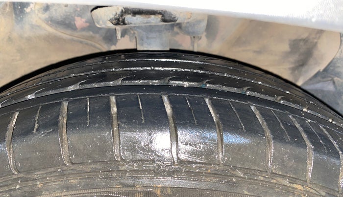 2019 KIA SELTOS HTX PLUS AT1.5 DIESEL, Diesel, Automatic, 26,875 km, Right Front Tyre Tread