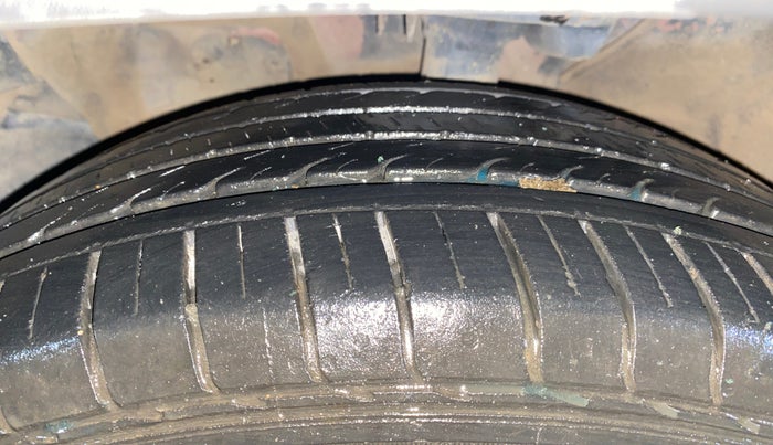 2019 KIA SELTOS HTX PLUS AT1.5 DIESEL, Diesel, Automatic, 26,875 km, Left Front Tyre Tread