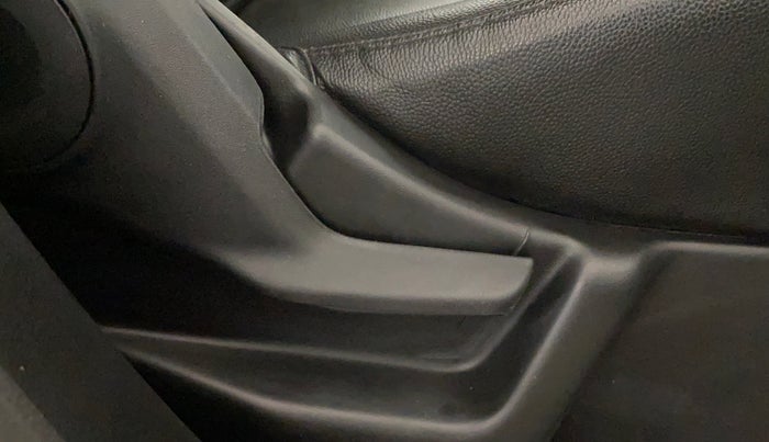 2021 Maruti New Wagon-R LXI CNG 1.0, CNG, Manual, 28,041 km, Driver Side Adjustment Panel