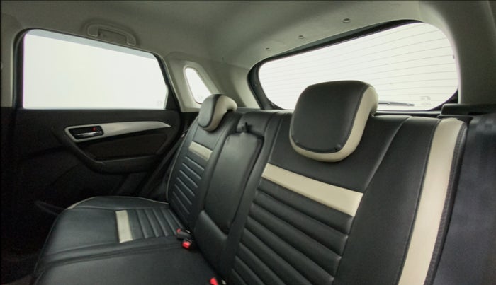 2020 Toyota URBAN CRUISER PREMIUM GRADE AT, Petrol, Automatic, 60,572 km, Right Side Rear Door Cabin