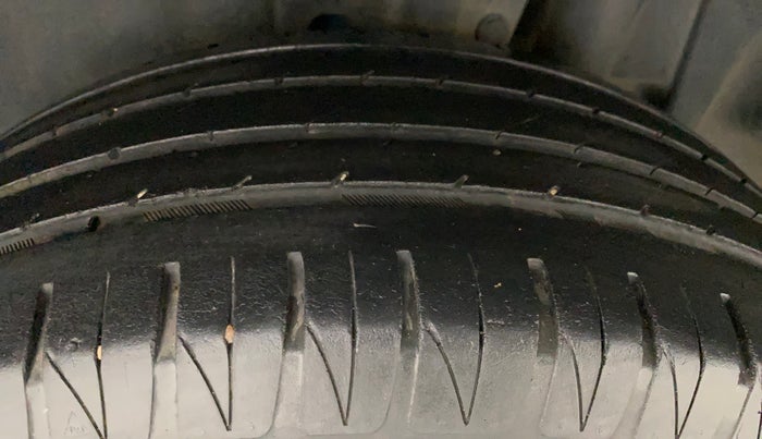 2020 Toyota URBAN CRUISER PREMIUM GRADE AT, Petrol, Automatic, 60,572 km, Left Rear Tyre Tread