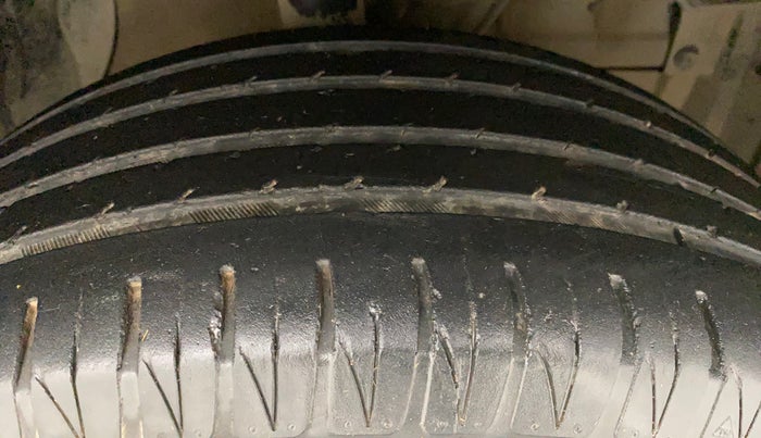 2020 Toyota URBAN CRUISER PREMIUM GRADE AT, Petrol, Automatic, 60,572 km, Right Front Tyre Tread