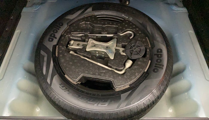 2020 Toyota URBAN CRUISER PREMIUM GRADE AT, Petrol, Automatic, 60,572 km, Spare Tyre