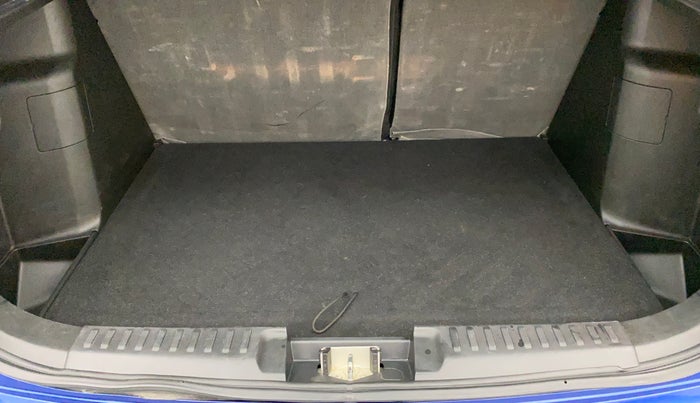 2020 Toyota URBAN CRUISER PREMIUM GRADE AT, Petrol, Automatic, 60,572 km, Boot Inside