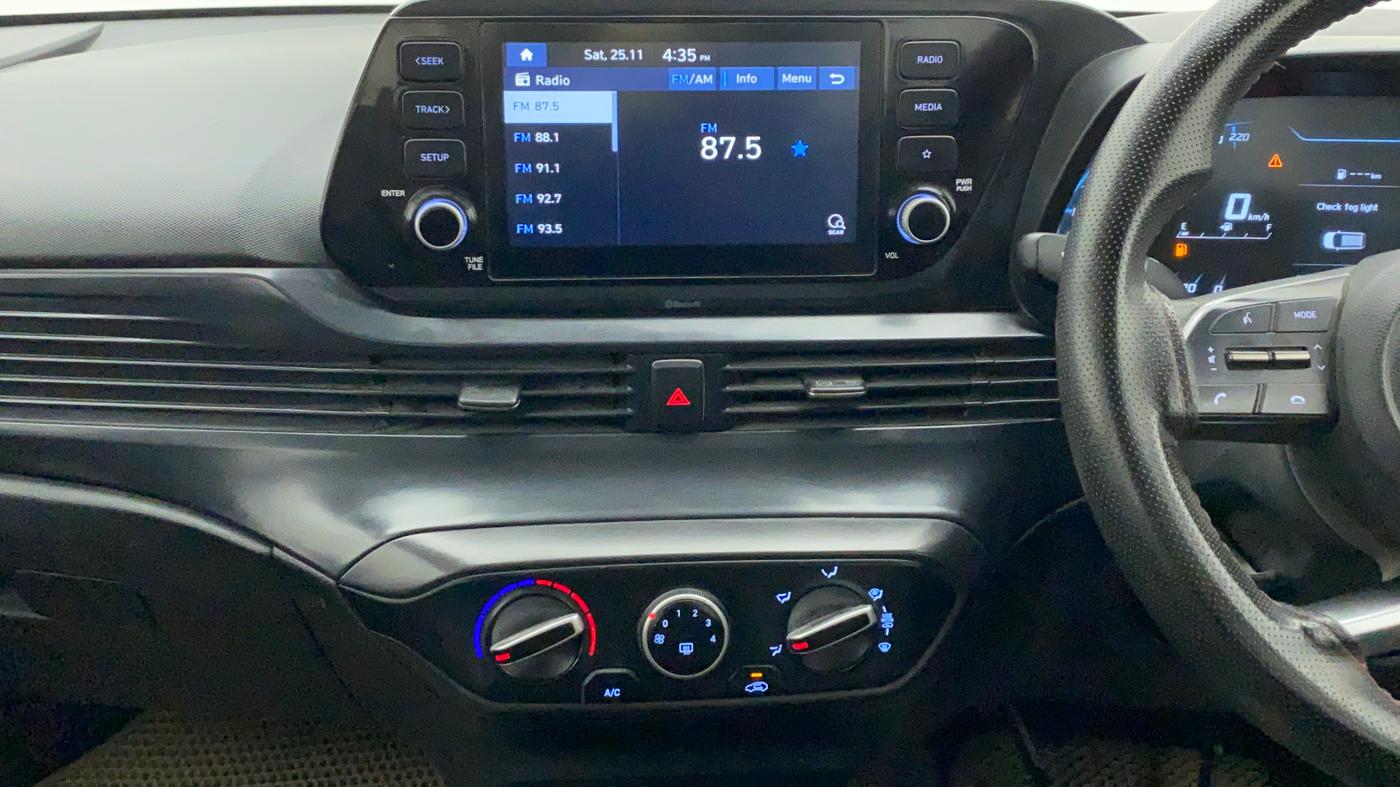 2020 Hyundai NEW I20 SPORTZ 1.5 MT, Diesel, Manual, 49,583 km, Air Conditioner