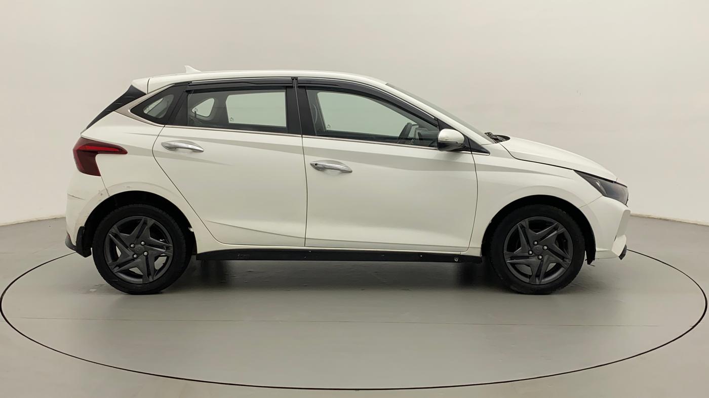 2020 Hyundai NEW I20 SPORTZ 1.5 MT, Diesel, Manual, 49,583 km, Right Side View