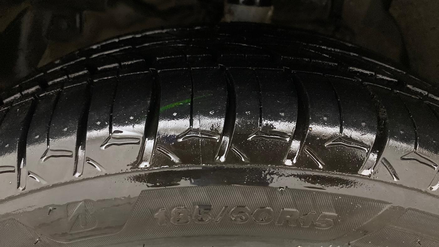 2015 Tata Zest XMS PETROL, Petrol, Manual, 39,973 km, Left Front Tyre Tread
