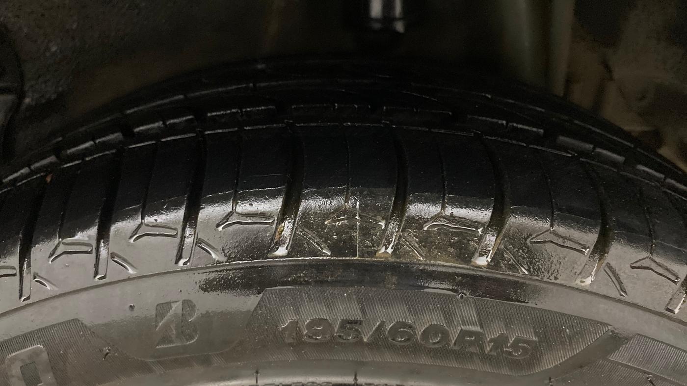 2015 Tata Zest XMS PETROL, Petrol, Manual, 39,973 km, Left Rear Tyre Tread