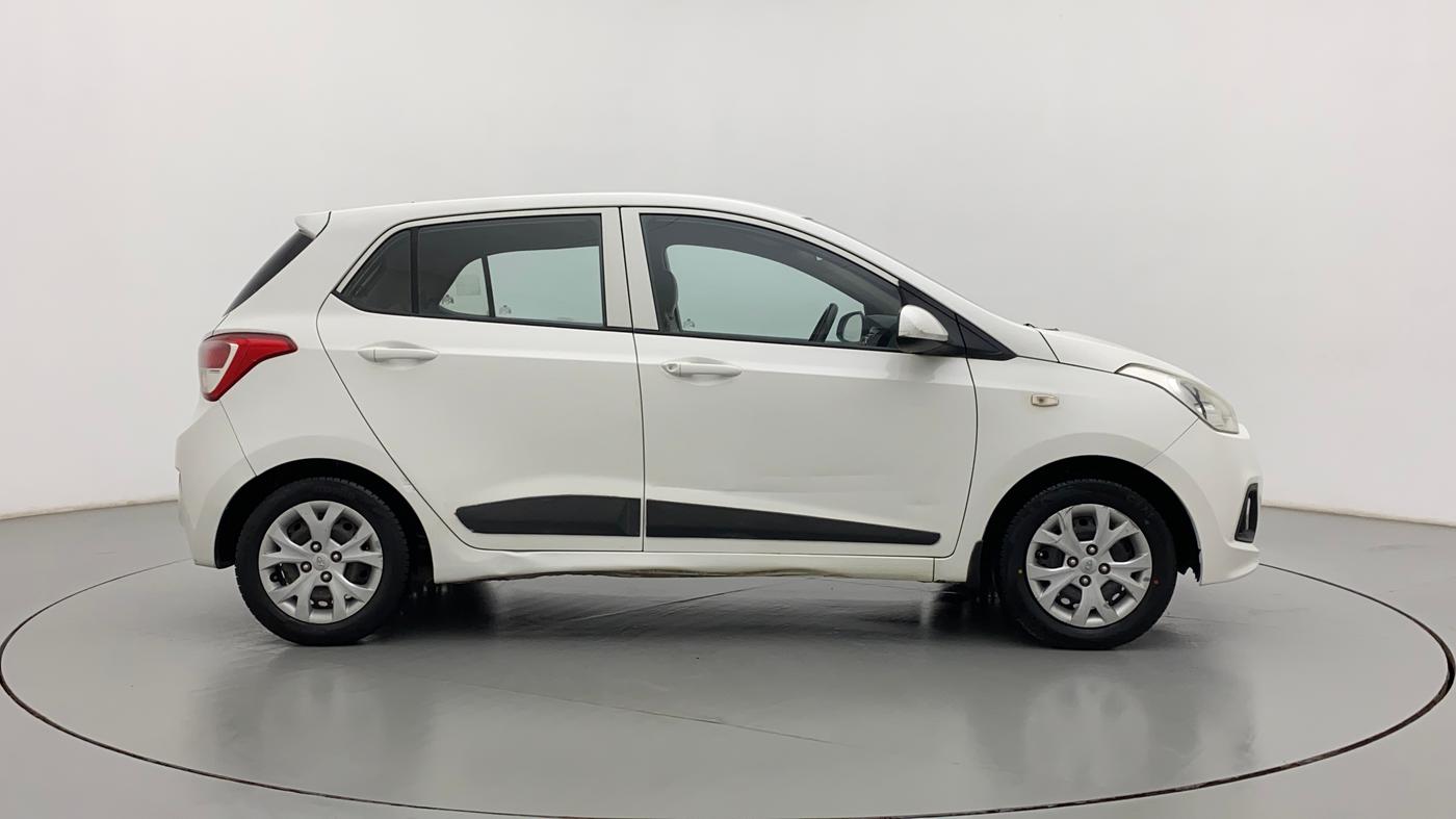 2015 Hyundai Grand i10 MAGNA 1.2 KAPPA VTVT, CNG, Manual, 1,03,121 km, Right Side View