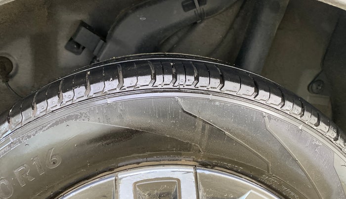 2021 Hyundai VENUE SX 1.0 TURBO IMT, Petrol, Manual, 66,883 km, Left Rear Tyre Tread