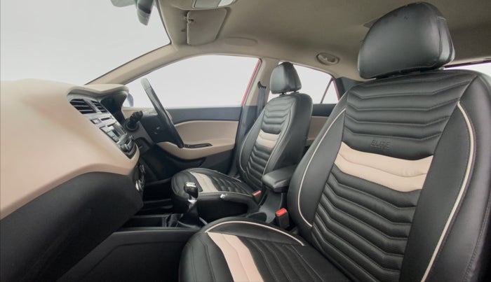 2015 Hyundai Elite i20 SPORTZ 1.2, Petrol, Manual, 57,921 km, Right Side Front Door Cabin