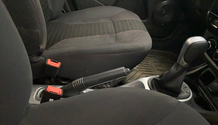 2017 Renault Duster RXS CVT, Petrol, Automatic, 46,155 km, Gear Lever