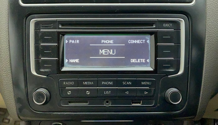 2013 Volkswagen Vento HIGHLINE 1.6 MPI, Petrol, Manual, 76,081 km, Infotainment System