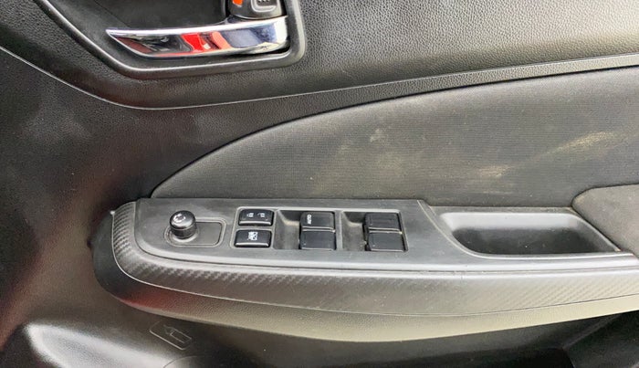2020 Maruti Swift VXI AMT, Petrol, Automatic, 81,459 km, Driver Side Door Panels Control