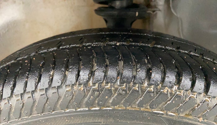 2011 Maruti Alto K10 VXI, Petrol, Manual, 34,213 km, Left Front Tyre Tread