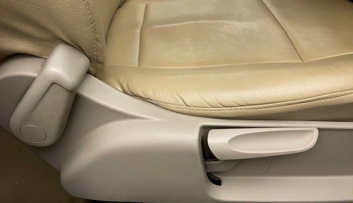 2012 Volkswagen Polo COMFORTLINE 1.2L PETROL, Petrol, Manual, 57,492 km, Driver Side Adjustment Panel