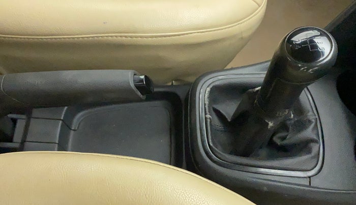 2012 Volkswagen Polo COMFORTLINE 1.2L PETROL, Petrol, Manual, 57,492 km, Gear Lever