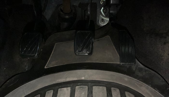 2022 Maruti New Wagon-R LXI CNG 1.0, CNG, Manual, 45,509 km, Pedals