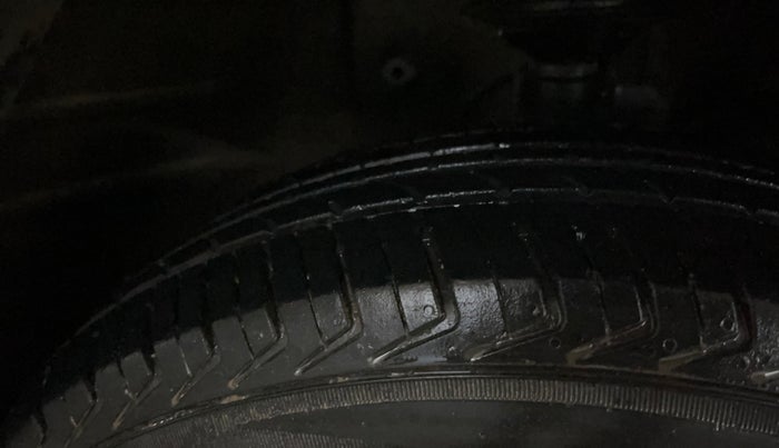 2022 Maruti New Wagon-R LXI CNG 1.0, CNG, Manual, 45,509 km, Right Front Tyre Tread