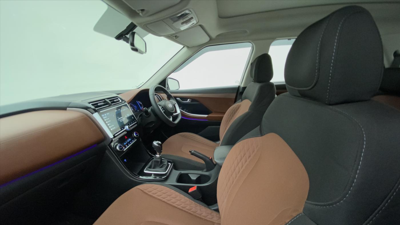 2022 Hyundai ALCAZAR PRESTIGE 2.0 MT 7STR, Petrol, Manual, 9,042 km, Right Side Front Door Cabin