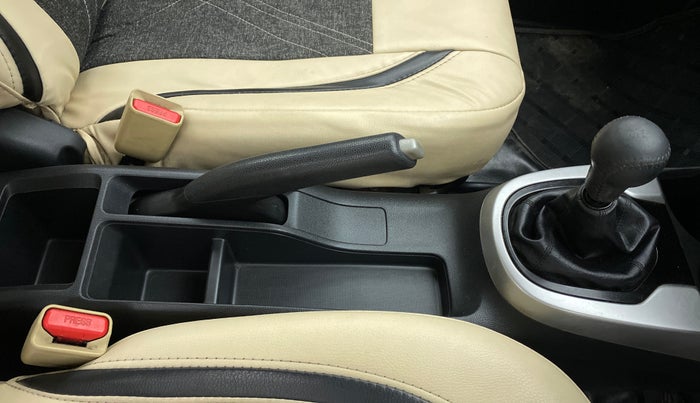 2018 Honda Jazz 1.2 V MT, Petrol, Manual, 44,158 km, Gear Lever