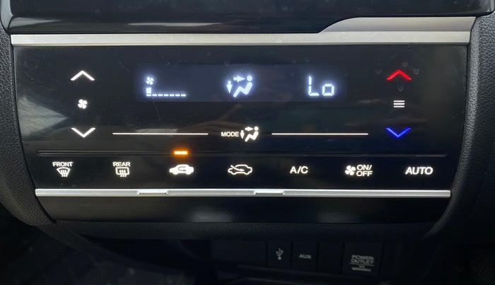 2018 Honda Jazz 1.2 V MT, Petrol, Manual, 44,158 km, Automatic Climate Control
