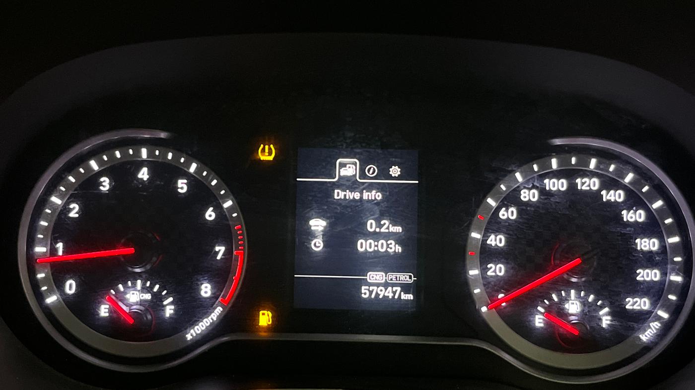 2024 Hyundai AURA SX 1.2 CNG, CNG, Manual, 57,922 km, Odometer Image
