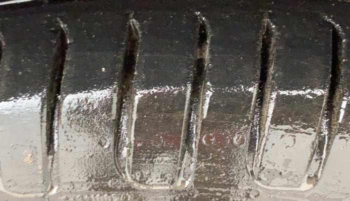 2018 Maruti Swift VXI, Petrol, Manual, 75,660 km, Right Front Tyre Tread