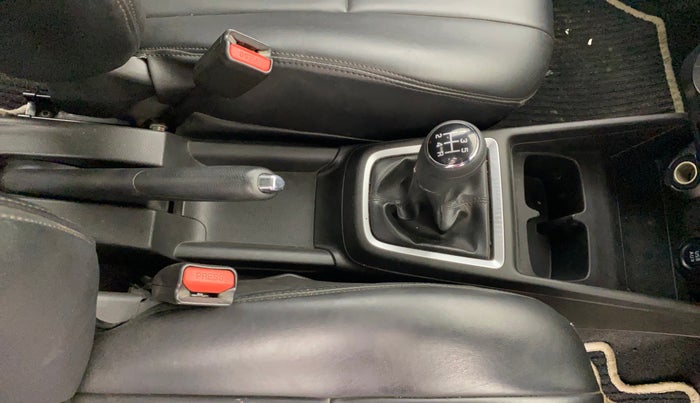 2018 Maruti Swift VXI, Petrol, Manual, 75,660 km, Gear Lever