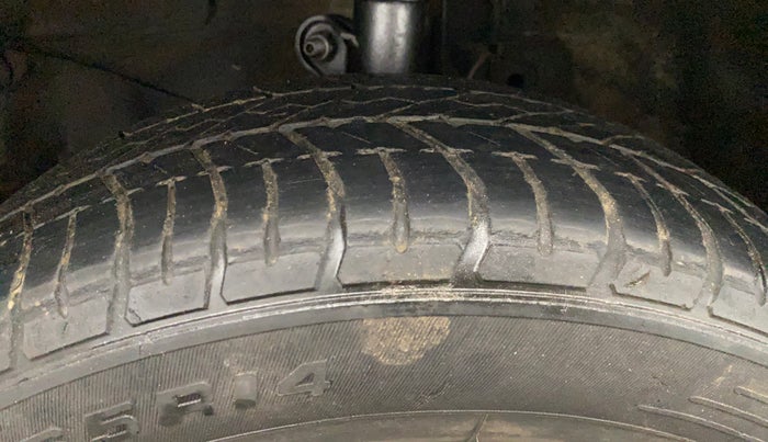 2013 Honda Amaze 1.2L I-VTEC E, Petrol, Manual, 93,211 km, Left Front Tyre Tread