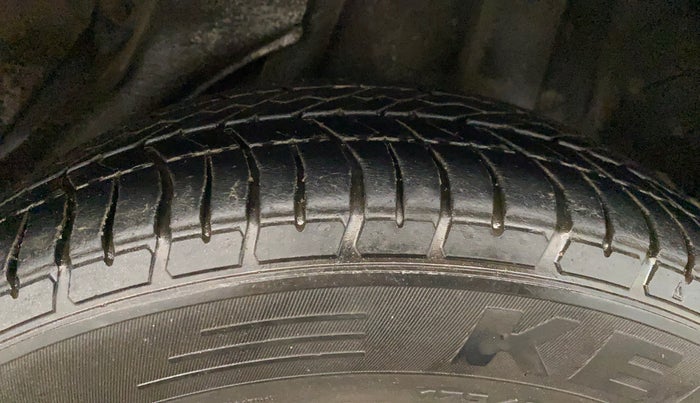 2013 Honda Amaze 1.2L I-VTEC E, Petrol, Manual, 93,211 km, Left Rear Tyre Tread