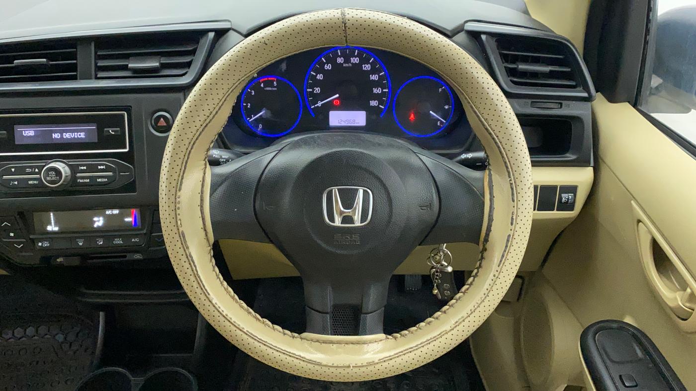 2017 Honda Amaze 1.5L I-DTEC E OPT, Diesel, Manual, 1,25,077 km, Steering Wheel Close Up