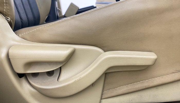 2016 Honda Amaze 1.2L I-VTEC S, Petrol, Manual, 16,362 km, Driver Side Adjustment Panel