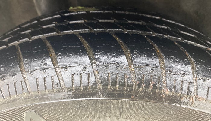 2016 Honda Amaze 1.2L I-VTEC S, Petrol, Manual, 16,362 km, Right Rear Tyre Tread