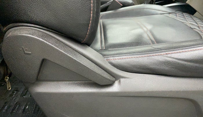 2017 Ford Ecosport AMBIENTE 1.5L DIESEL, Diesel, Manual, 91,888 km, Driver Side Adjustment Panel