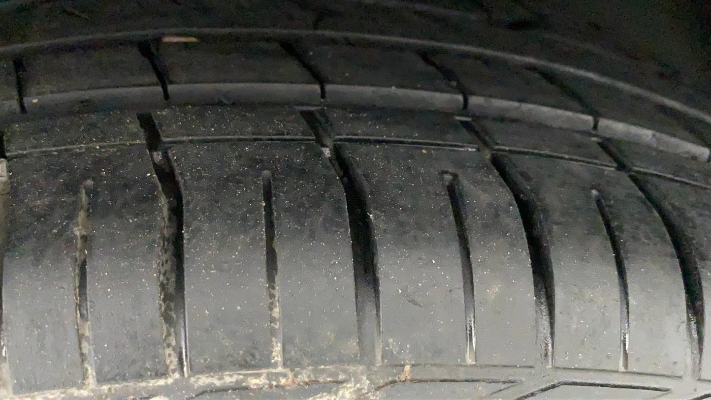 2018 Tata NEXON XMA PETROL, Petrol, Automatic, 32,075 km, Left Rear Tyre Tread
