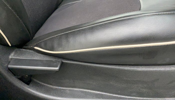 2018 Tata NEXON XMA PETROL, Petrol, Automatic, 32,075 km, Driver Side Adjustment Panel